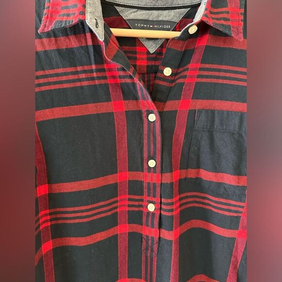 Tommy Hilfiger 100% Cotton Red Plaid Button Front Pullover Size L - Picture 3 of 6